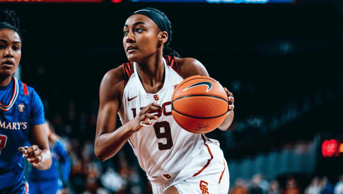 Saint Mary's faces offensive drought against No. 18 USC, Trojans dominating in first half