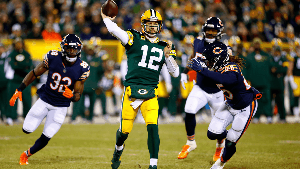 Packers vs Bears: Tonight's NFC North showdown with playoff positioning on the line