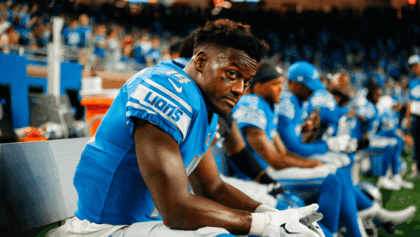 Amon Ra St Brown questionable for tonight's Lions-Cowboys game, ankle injury clouds participation