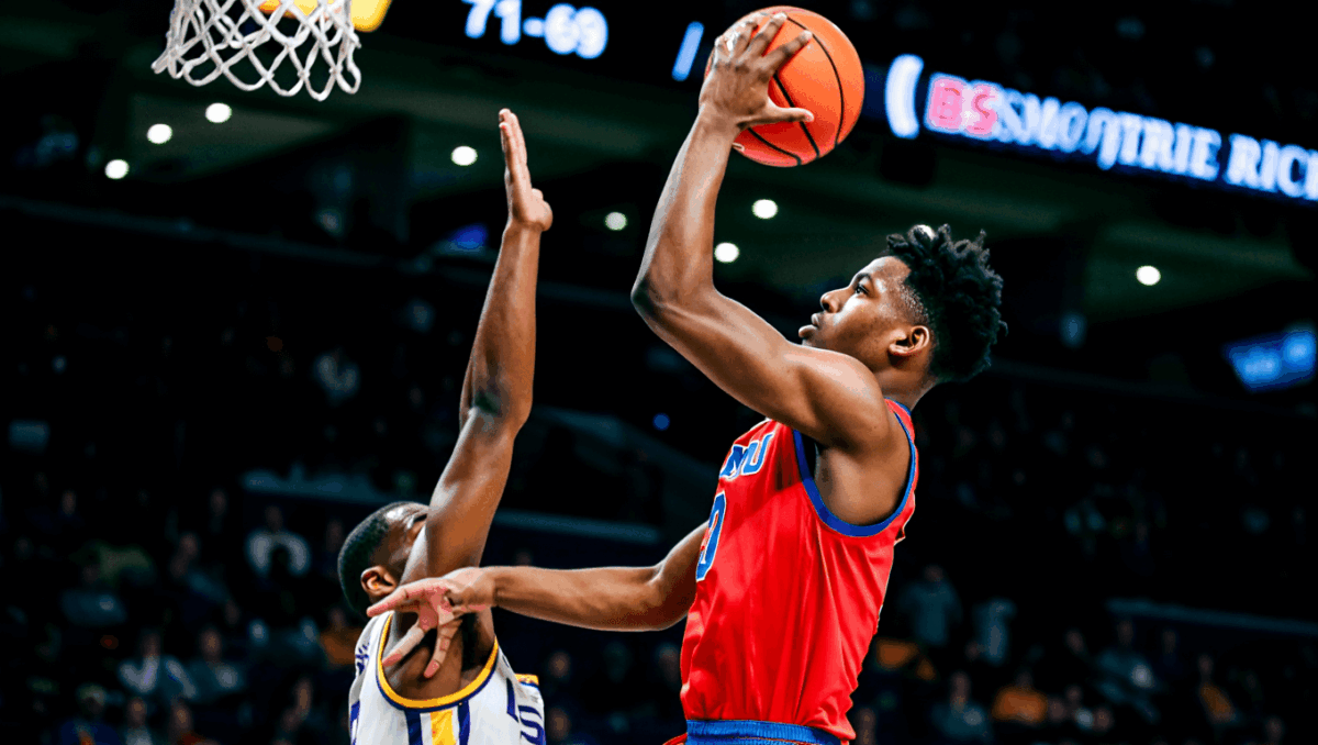 SMU upsets LSU 71-69 in Compete 4 Cause Classic thriller, Mustangs end Tigers' win streak