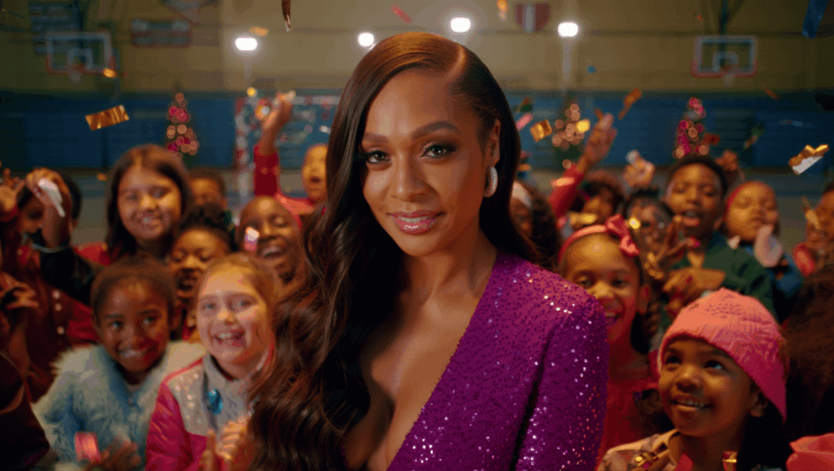 La La Anthony celebrates Bronx youth at 8th annual Winter Wonderland, brings holiday cheer to 450+ kids
