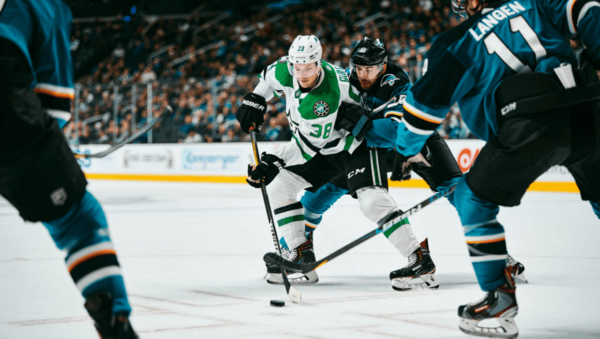 San Jose Sharks fall to Dallas Stars 2-1 tonight, snap short win streak at home