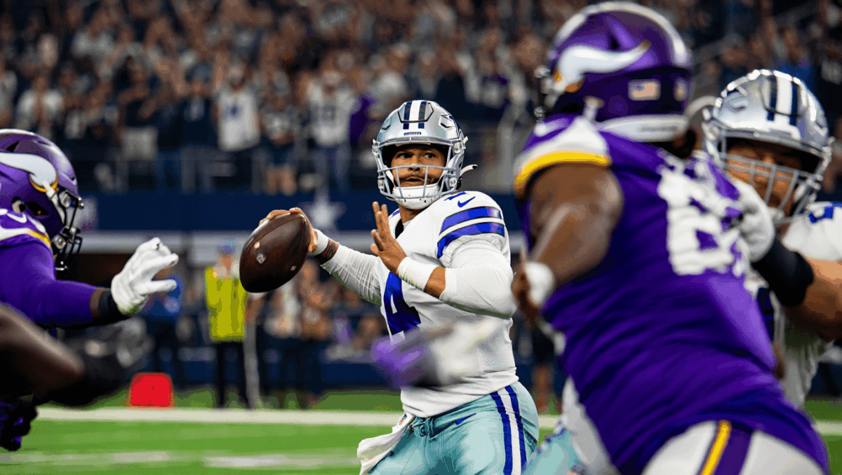 Cowboys beat Vikings 29-28 on last-second field goal, keep playoff hopes alive