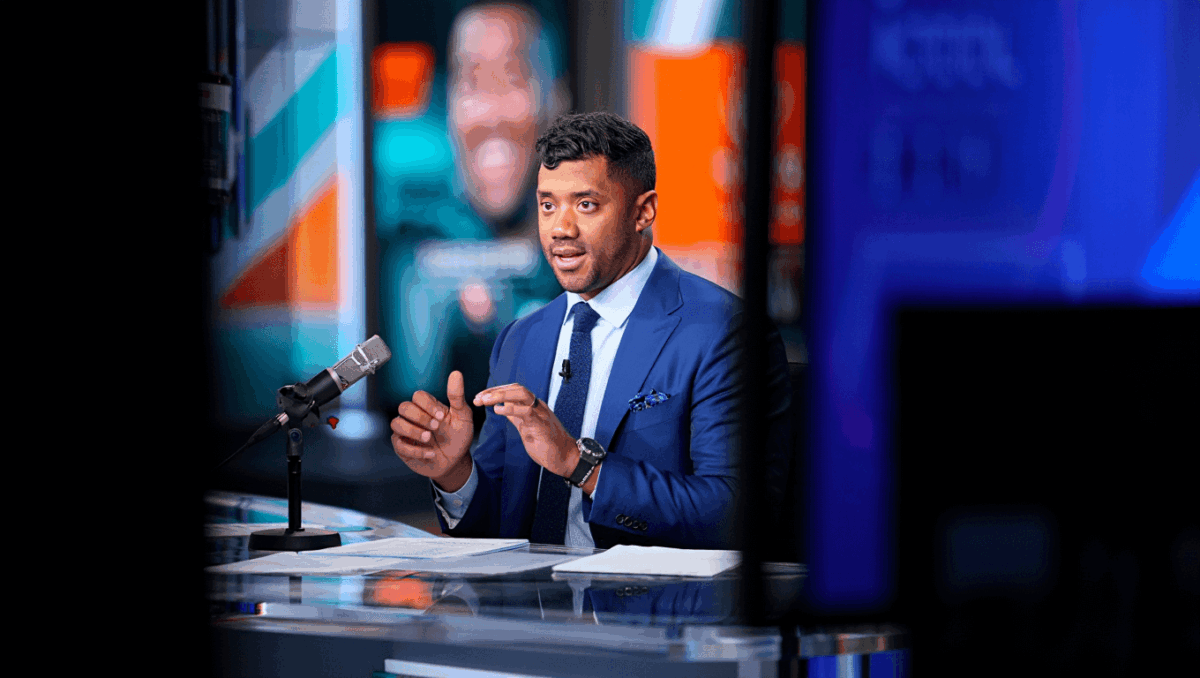 Russell Wilson hasn't retired but benched Giants QB hints at next move with CBS Sports role