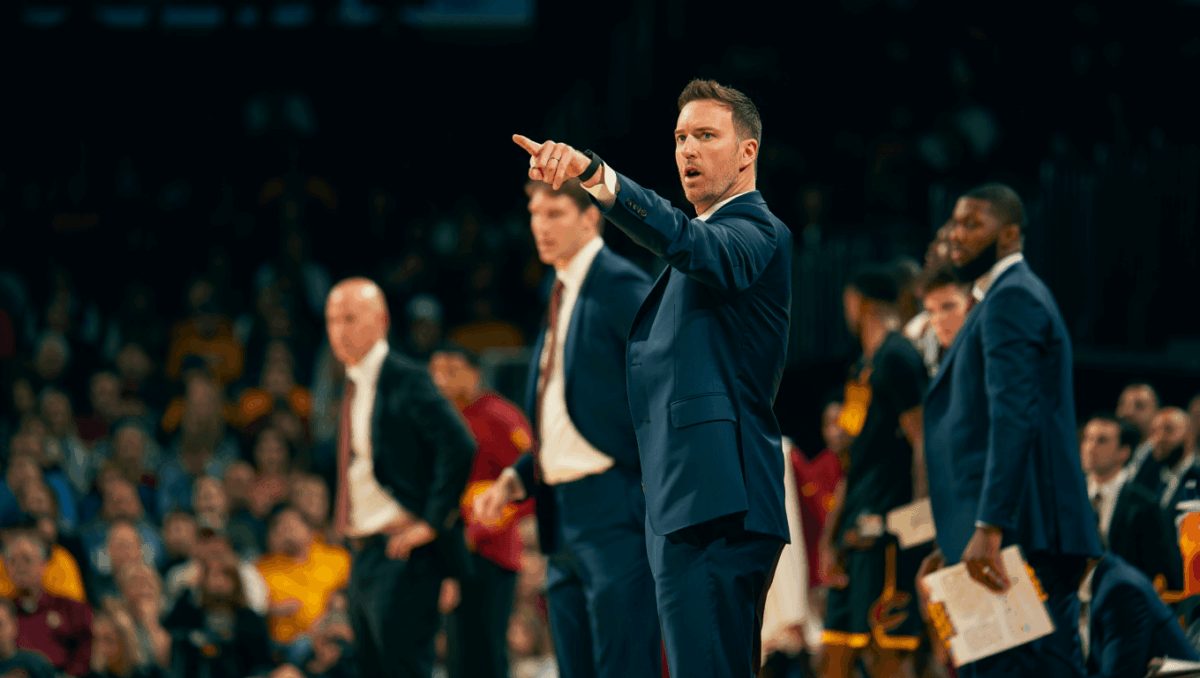 Suns vs Cavaliers tips off tonight on New Year's Eve, Phoenix seeks road trip sweep