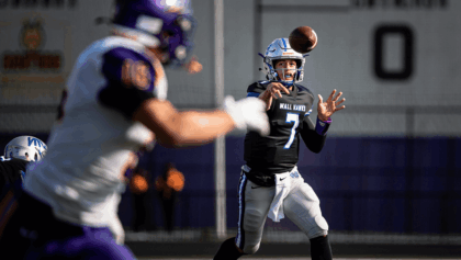 Wall Hawks battle Newton Eagles tonight for first state championship in school history