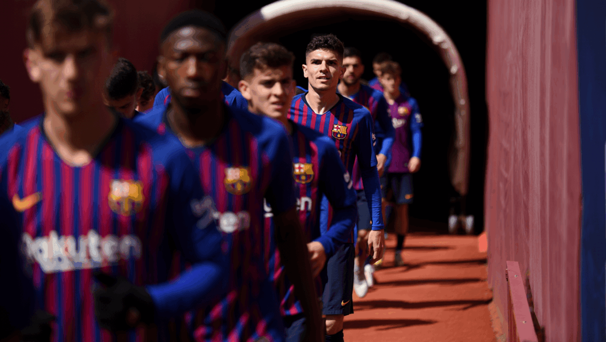 Barcelona faces Real Betis tonight in crucial La Liga clash