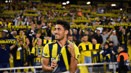 Fenerbahçe faces Konyaspor tonight in Turkish Super Lig action, yellow canaries aim to extend winning form