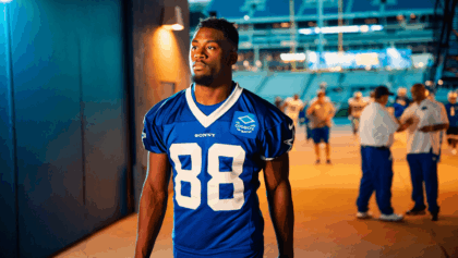 CeeDee Lamb clears concussion protocol, expected to play tonight vs Vikings in Sunday Night Football