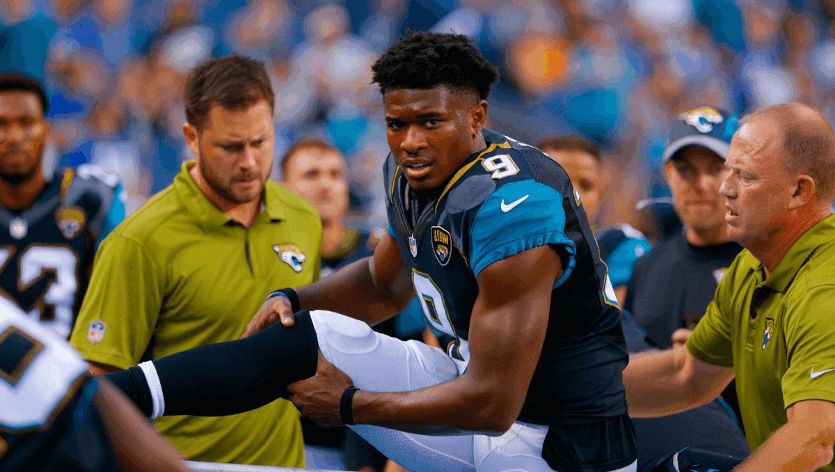 Brian Thomas Jr. leaves game with lower body injury as Jaguars battle Colts in Week 17
