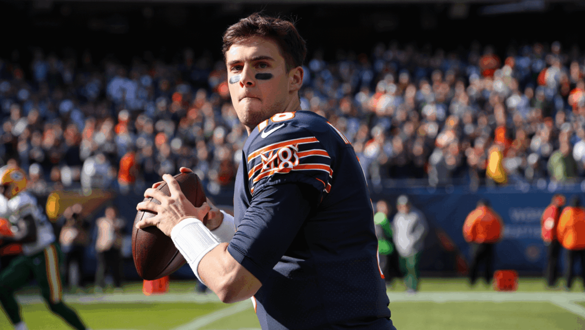 Bears face Packers at Lambeau Field with NFC North lead and five-game winning streak on the line