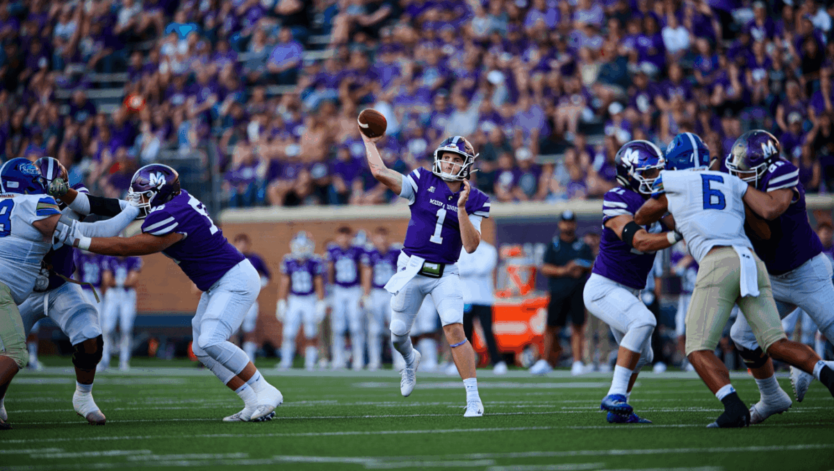 Mount Union leads John Carroll 7-0 as NCAA Division III playoffs heat up on the road to the Final Four