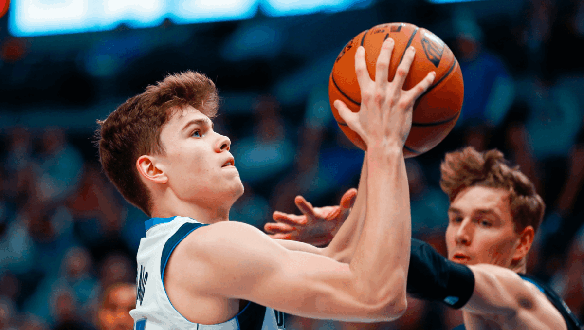 Mavericks edge Pelicans 118-115 tonight as Cooper Flagg hits career-high 29