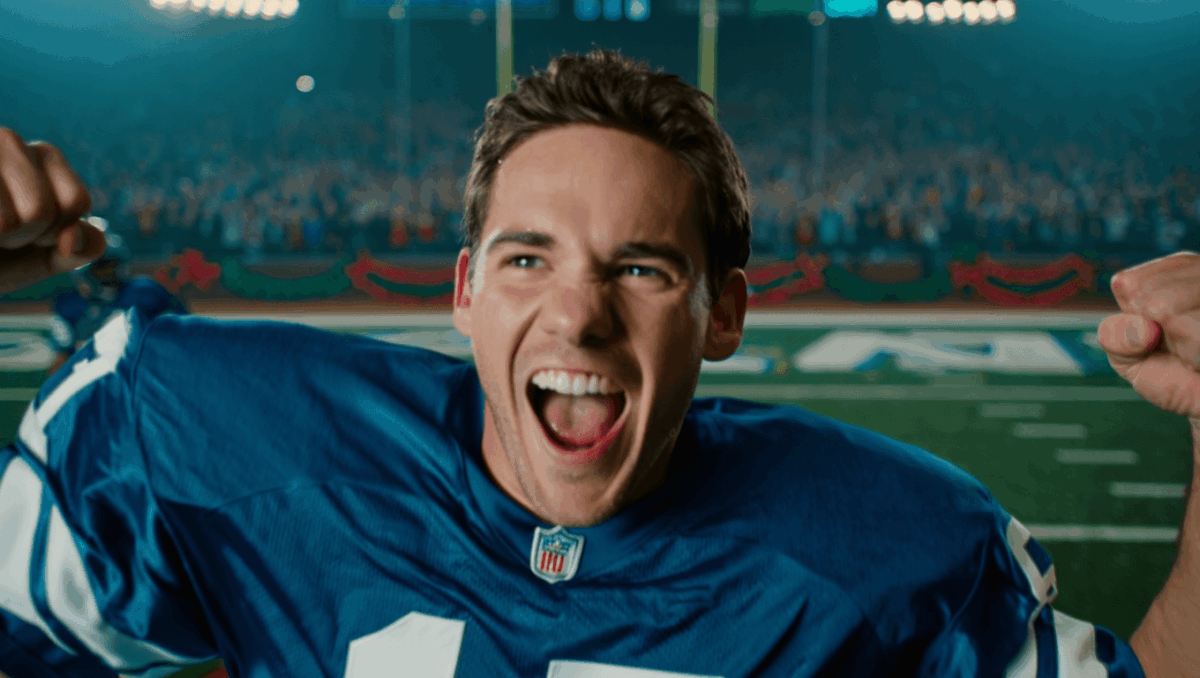 Week 17 NFL schedule kicks off Christmas Day with three primetime games, playoff race heats up