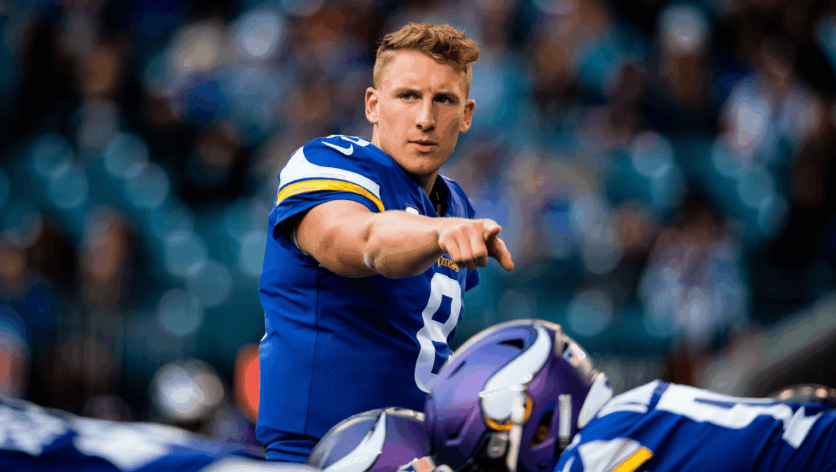 JJ McCarthy won't play today as hairline fracture sidelines Vikings QB on Christmas, Max Brosmer takes over