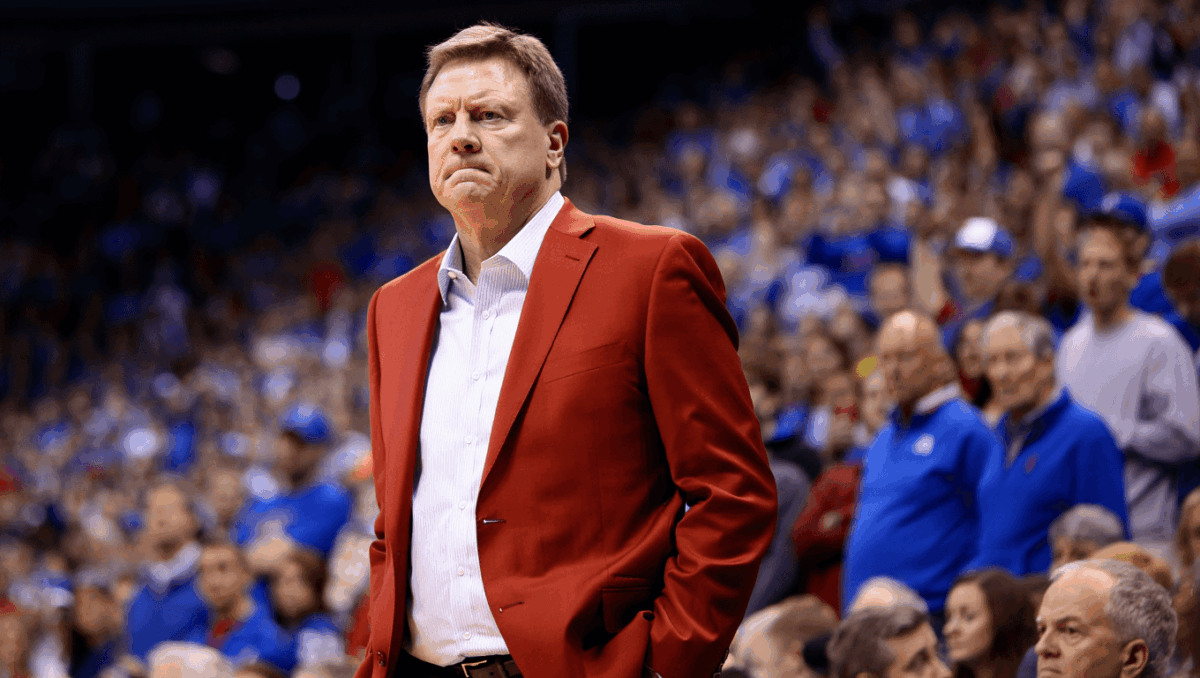 Davidson faces No. 17 Kansas in nonconference finale, Wildcats seek upset in Lawrence