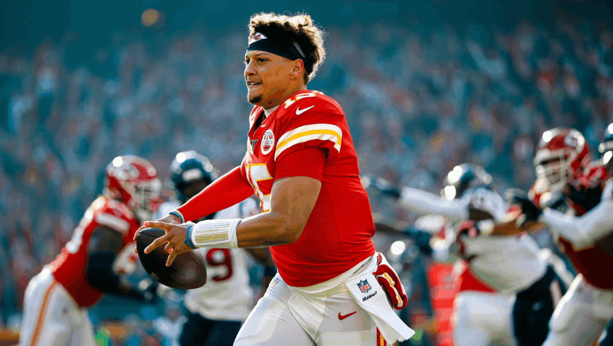 Sunday night football score: Texans dominate Chiefs 20-10 in dramatic Week 14 upset, playoff hopes collide