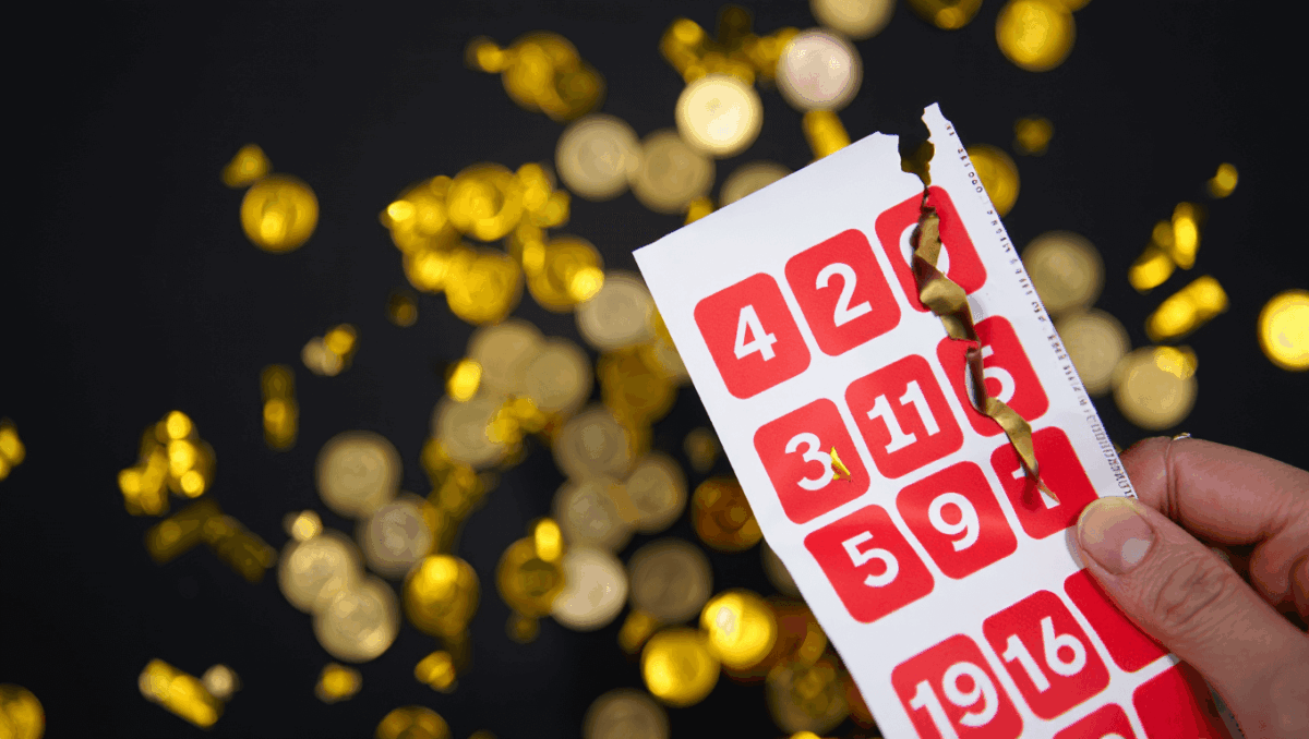 FL lottery: $1.8 billion Powerball jackpot hits Christmas Eve, Florida players win $1 million last night