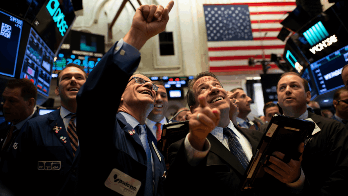 Rise in stocks today as cooler inflation data fuels Fed rate cut rally, S&P 500 jumps on PCE report