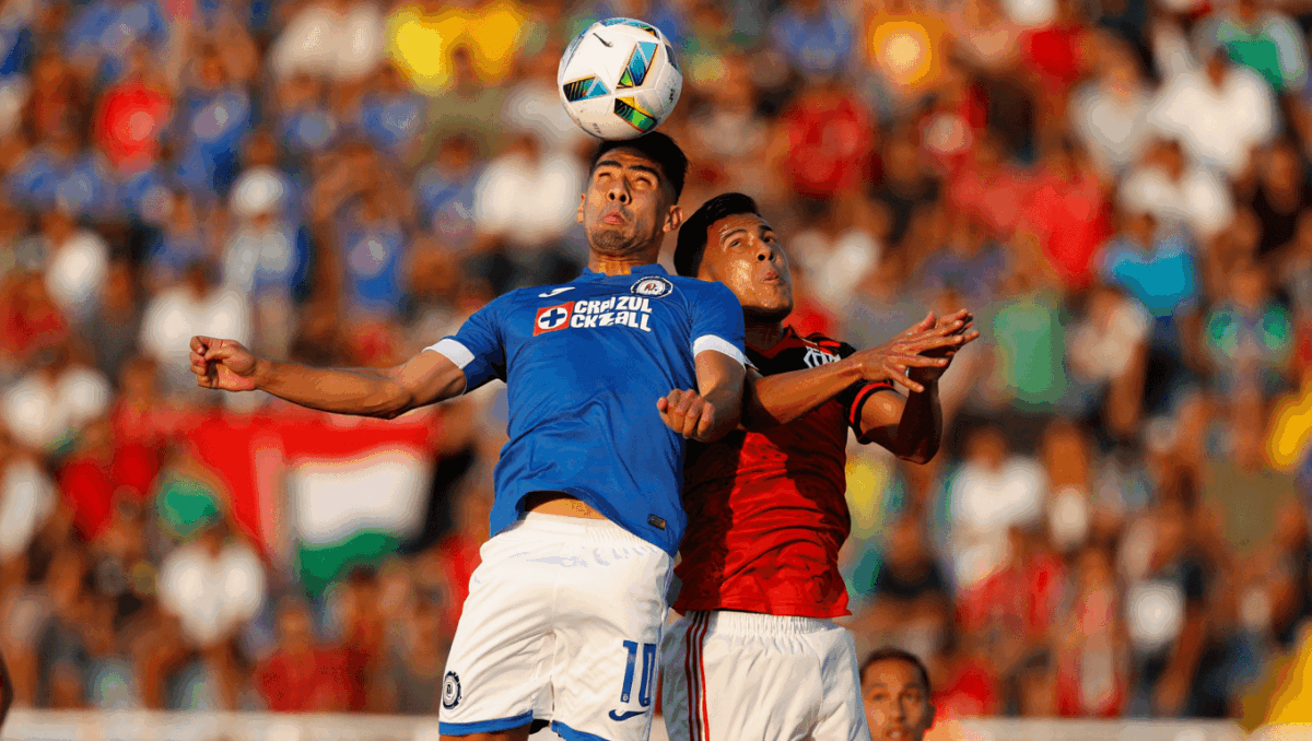Cruz Azul vs Flamengo tied 1-1 at halftime in epic Derby of the Americas battle