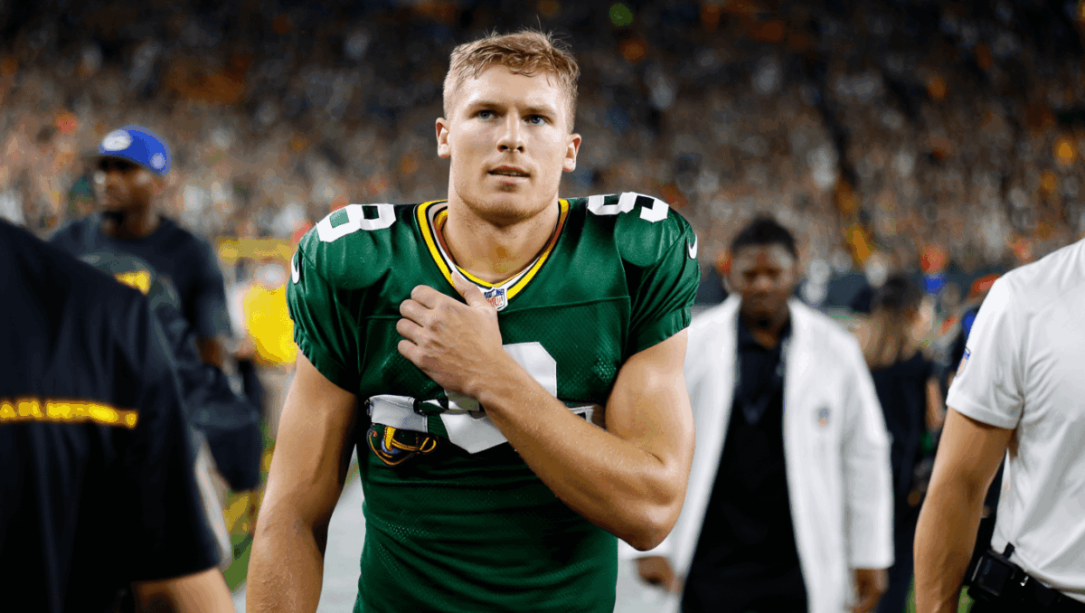 Christian Watson expected to play tonight vs Bears despite chest injury, final decision coming soon