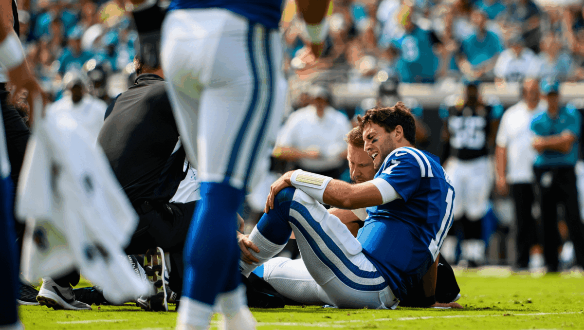 Daniel Jones out for season with torn Achilles, faces uncertain free agency with 6-8 month recovery