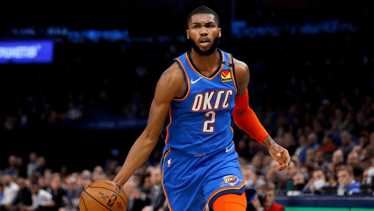 Thunder face Warriors tonight aiming for 13th straight win, Curry out with injury