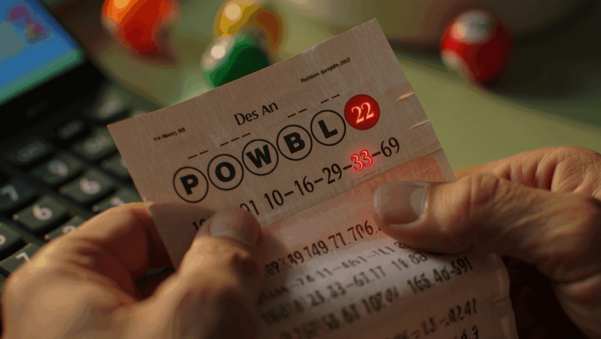 Powerball numbers reveal $930 million jackpot winner in Wednesday night drawing—Here are tonight's winning digits