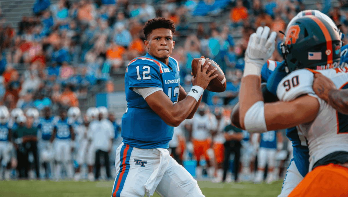 Coastal Carolina faces Louisiana Tech in Independence Bowl with Bulldogs favored by 9.5 points