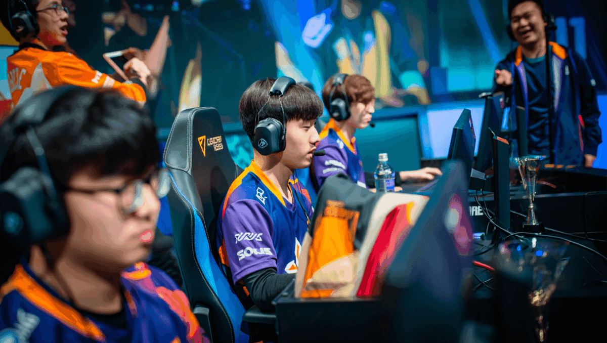 KESPA Cup playoffs heat up today as DK advances over Nongshim RedForce, T1 faces Hanwha Life in crucial semifinal
