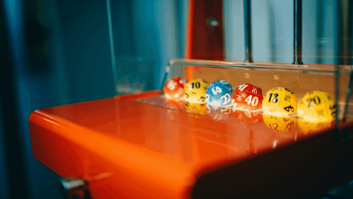 NY Lotto hits $12.8M jackpot in Saturday night drawing, winning numbers 20-40-41-44-45-55