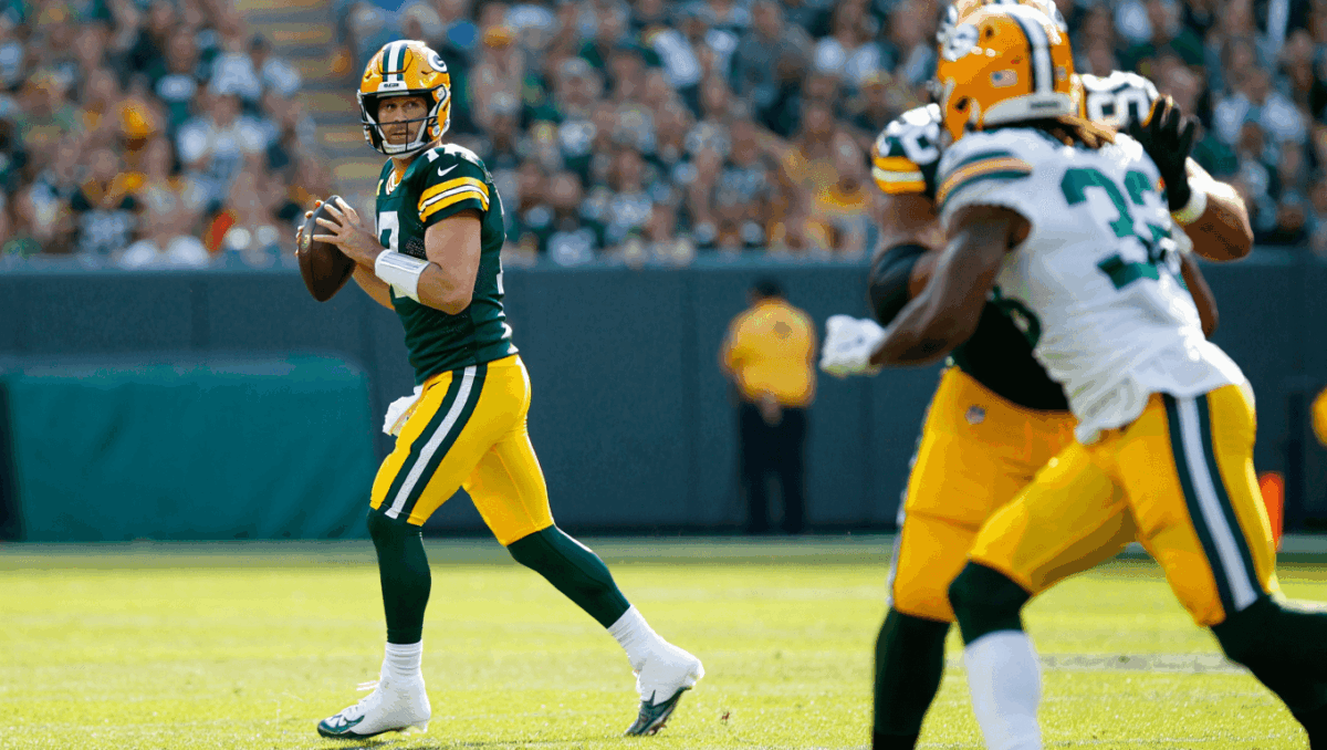 NFL scores playoff picture: Packers boot Bears, Broncos retake top seed in wild Week 14 shake-up
