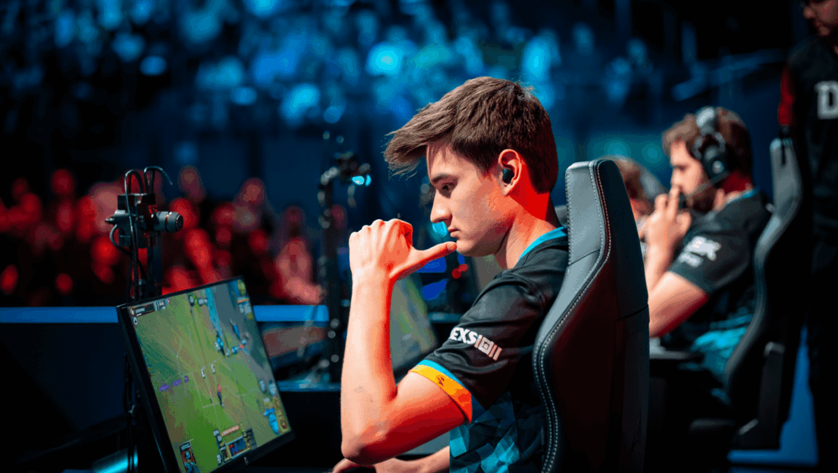 LoL Demacia Cup kicks off with iG set to face NiP in Group Stage battle today