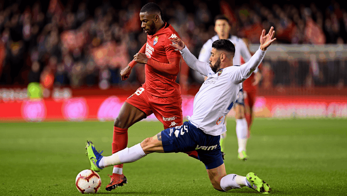 Cultural Leonesa faces Levante in Copa del Rey showdown tonight as Segunda División side seeks upset over higher-division opposition