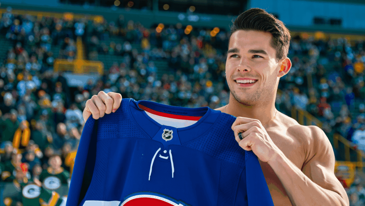 Lukas van Ness rocks Montreal Canadiens jersey at Packers game, proves he's a huge Lane Hutson fan