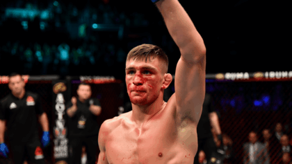 UFC results last night: Petr Yan shocks the world, reclaims bantamweight title from Dvalishvili in stunning upset