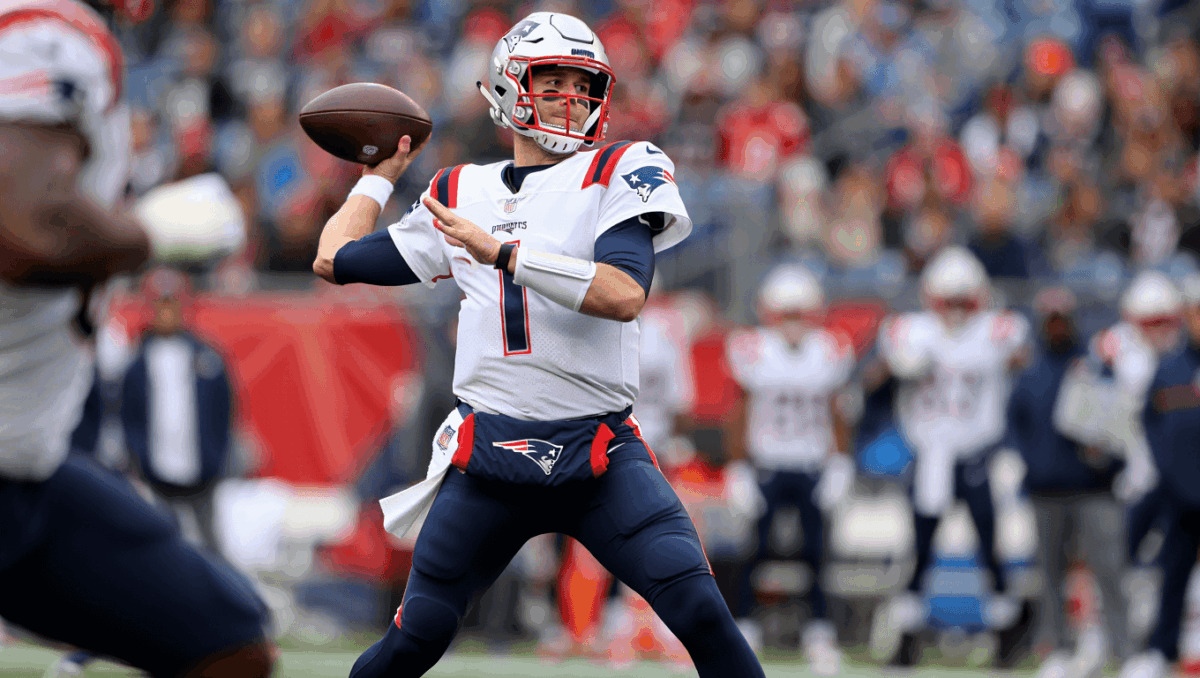 Texans face Patriots today for spot in AFC Championship Game
