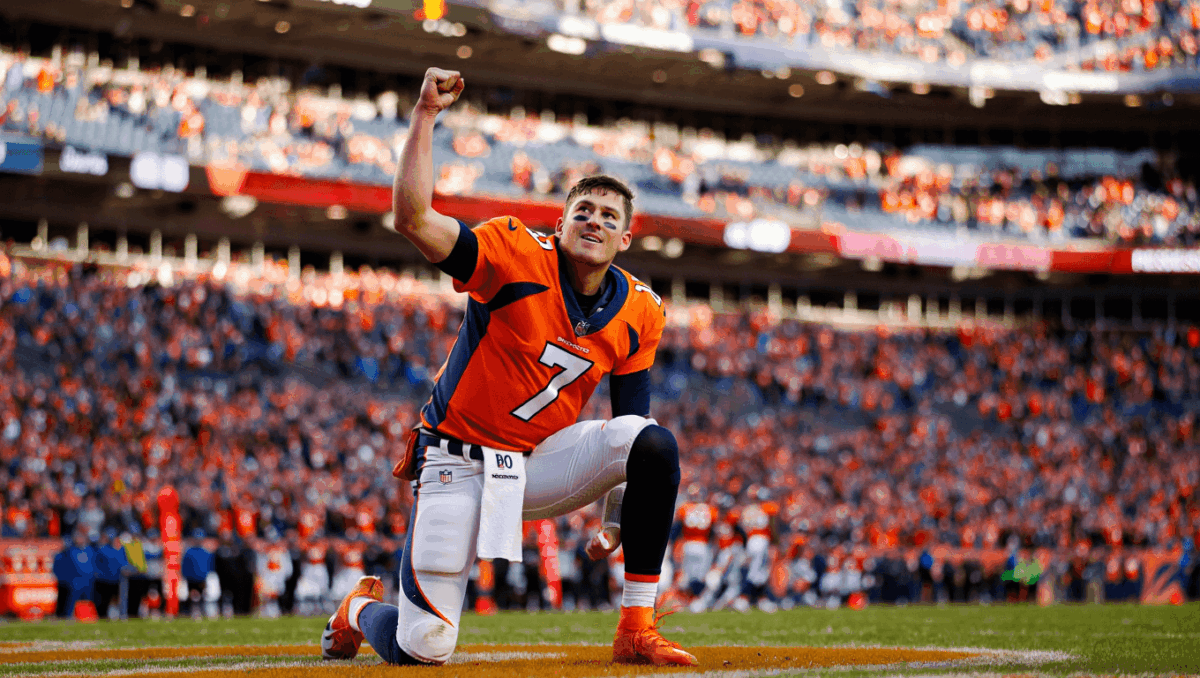 NFL scores playoff picture: Broncos edge Bills 33-30, Seahawks rout 49ers 41-6