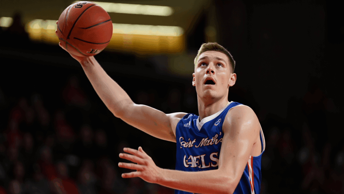 St. Mary's upsets No. 6 Gonzaga 74-67 in WCC showdown, Mitchell Saxen leads offensive attack