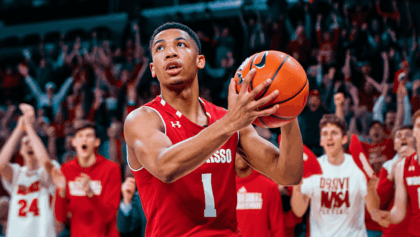 Minnesota falls to Wisconsin 74-67, John Blackwell's winner seals Badgers' victory