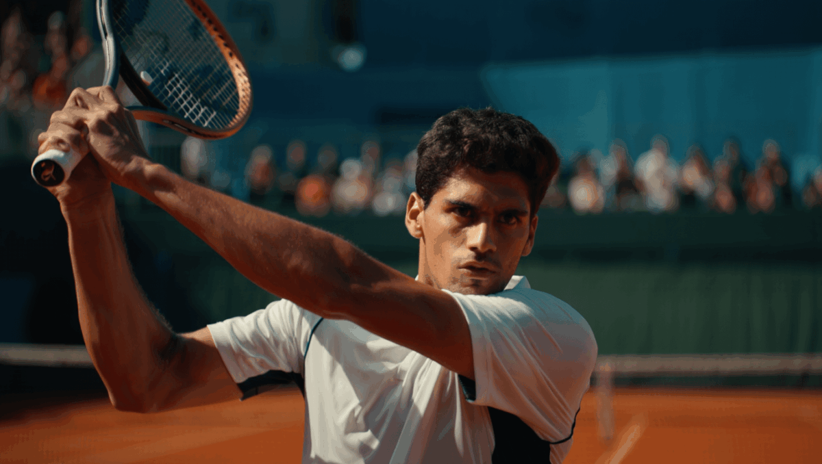 Australian Open results: Alcaraz dominates de Minaur 7-5, 6-2, 6-1 in quarterfinal