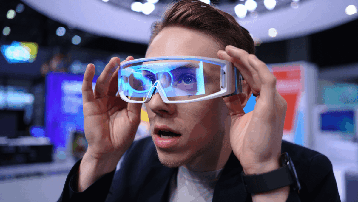 CES 2026 kicks off in Las Vegas this week with AI wearables, smart glasses, and game-changing display tech