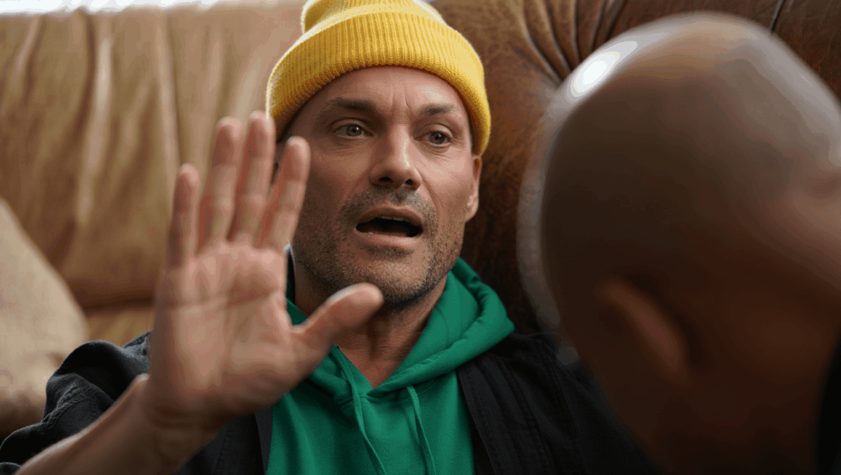 Brian Austin Green opens up about secret '90s romance with Tichina Arnold