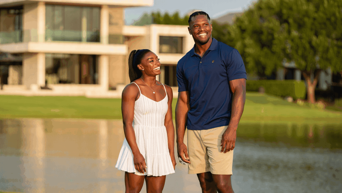 Simone Biles husband Jonathan Owens splits time between Chicago Bears and Texas home
