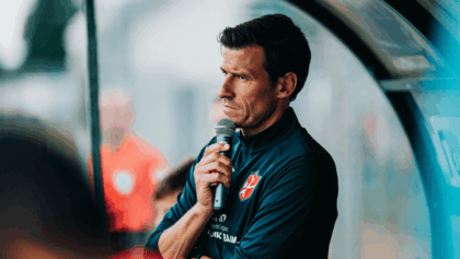 Augsburg vs Union Berlin battles to goalless draw through 12 minutes tonight