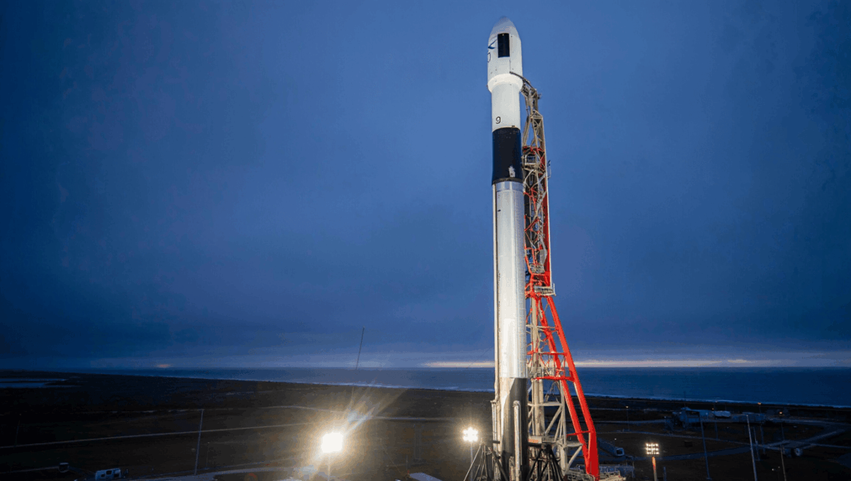 Rocket launch tonight: SpaceX Falcon 9 blasts 29 Starlink satellites from Cape Canaveral after satellite anomaly
