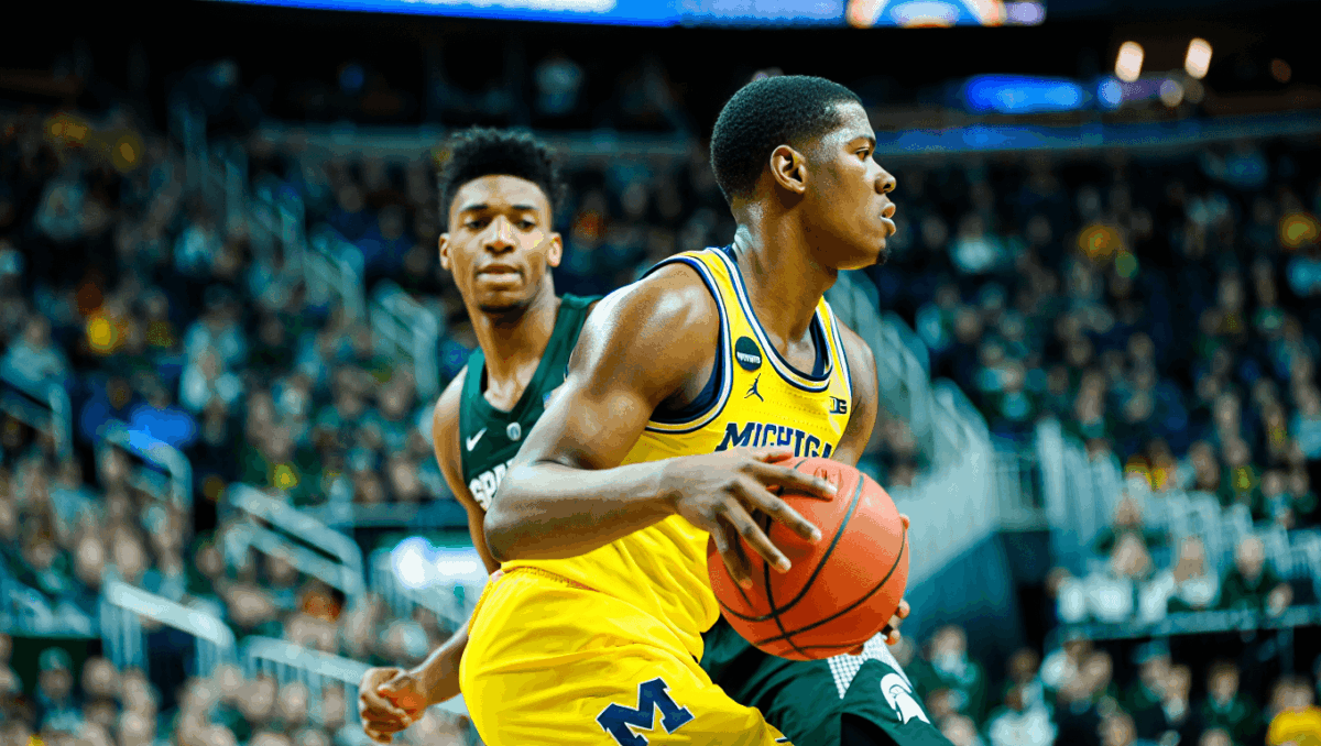 Michigan vs Michigan State tonight in top-10 Battle at Breslin, Big Ten lead at stake