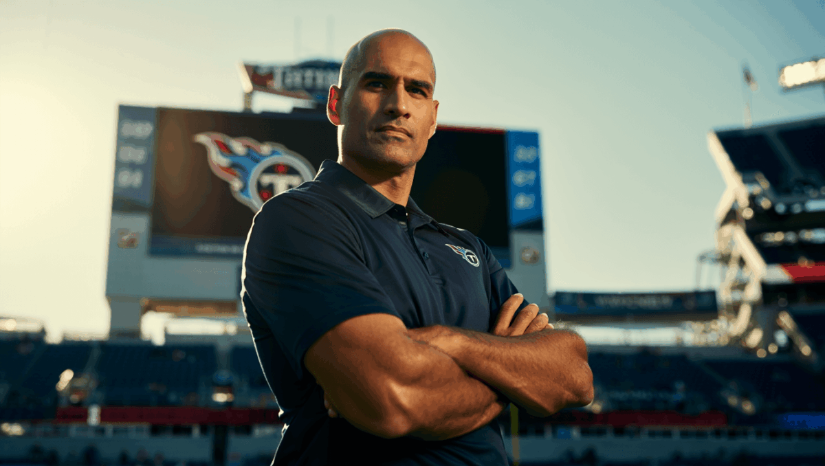 Titans head coach Robert Saleh officially named, takes over rebuilding project