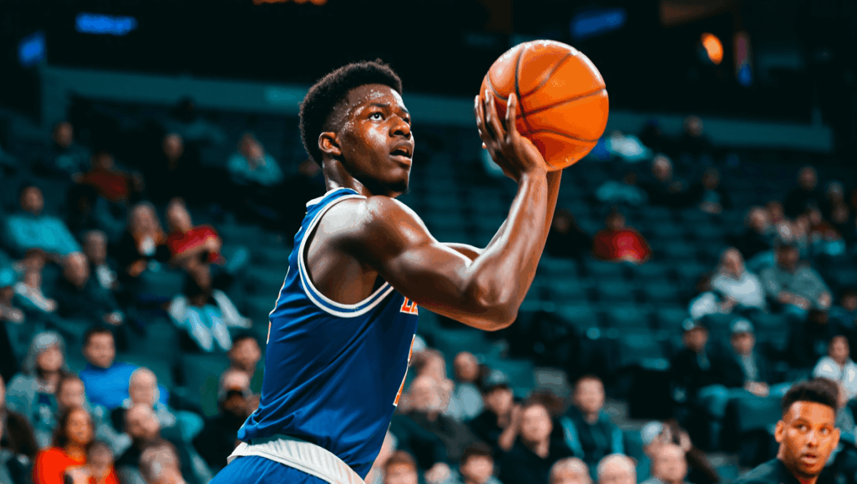 New Haven basketball falls to Mercyhurst 61-57, NEC battle