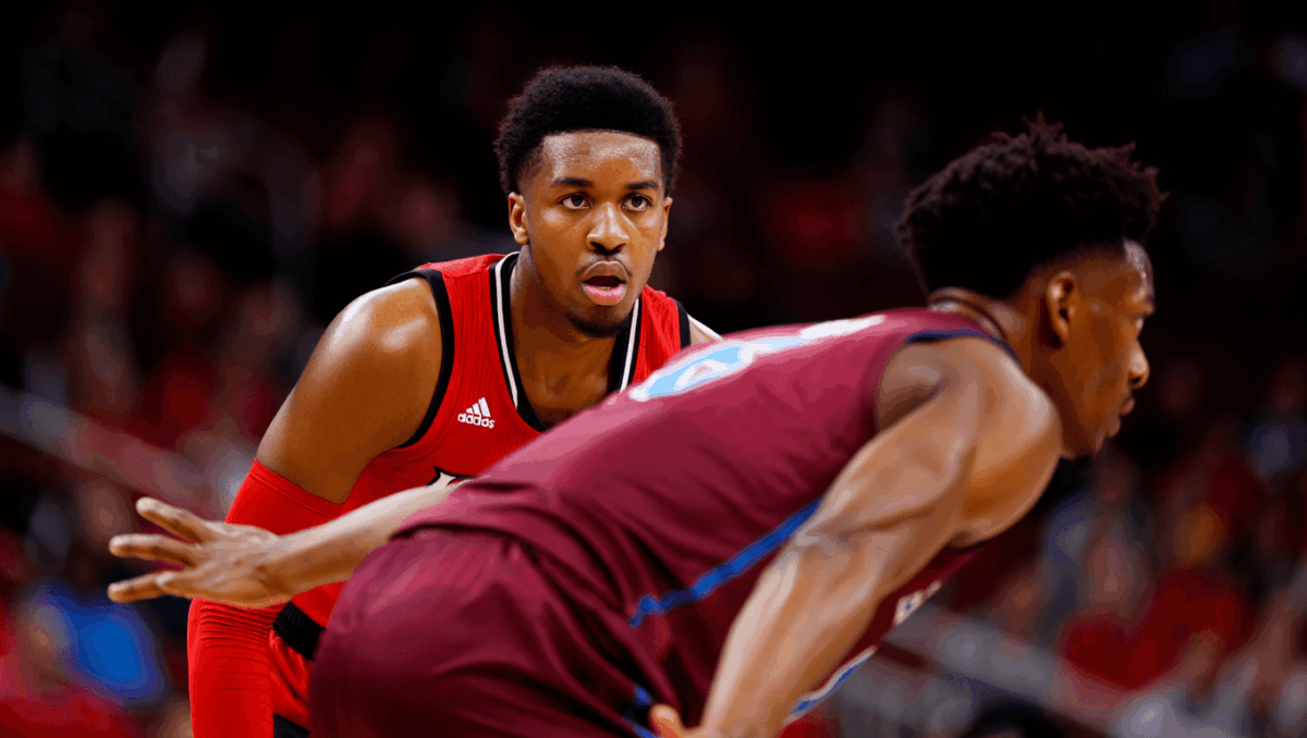 SMU vs Louisville: Cardinals dominate Mustangs 75-52 at home